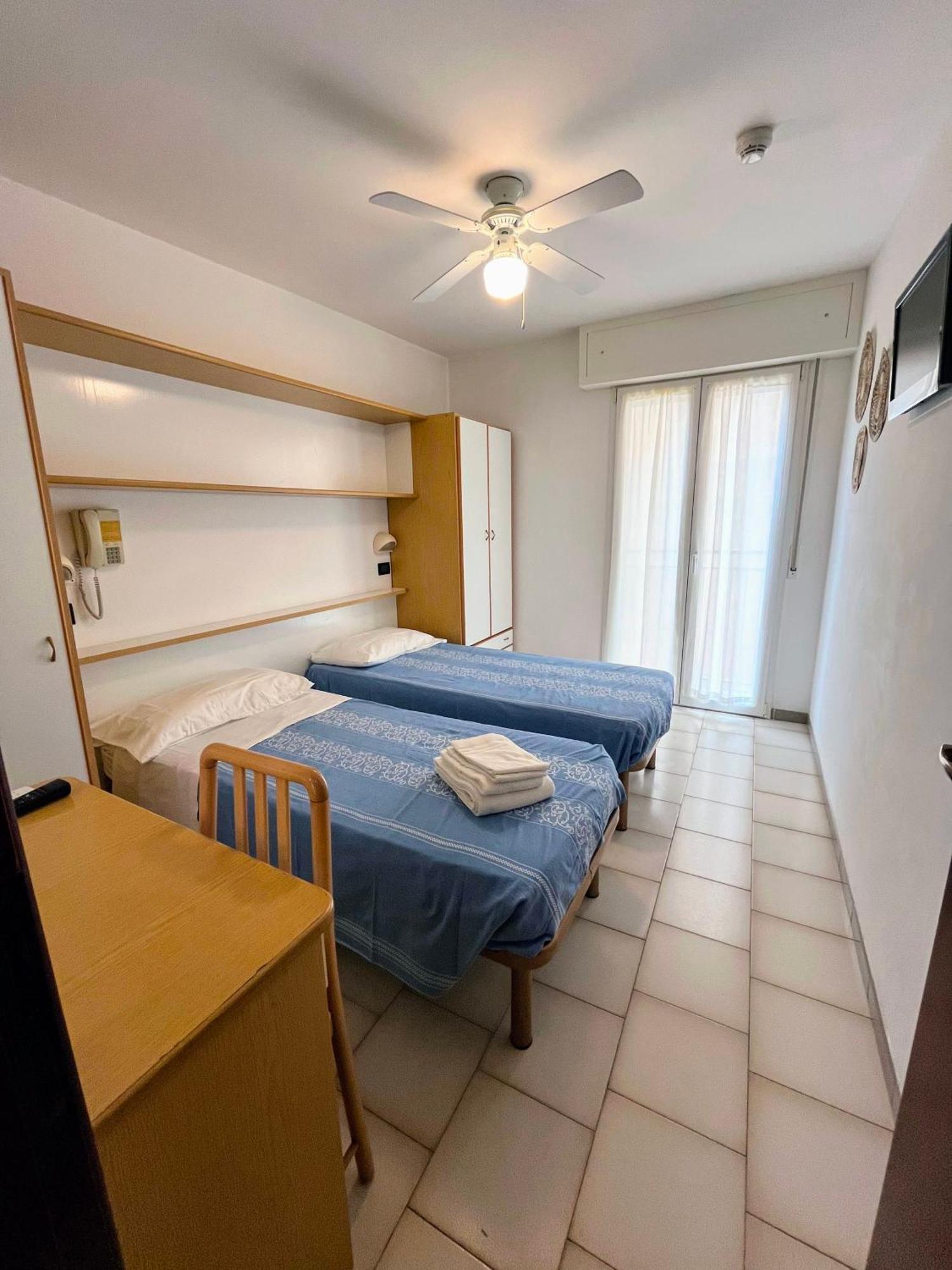 Albergo Villa Denny Rimini Kamer foto